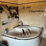 Le Clos Des Bansions 民宿 雅尔莱