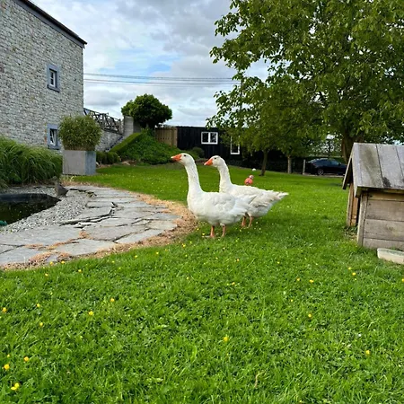 Le Clos Des Bansions منزل للإقامة