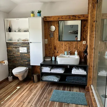 Le Clos Des Bansions * جالهاي