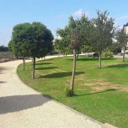 Le Clos Des Bansions منزل للإقامة *