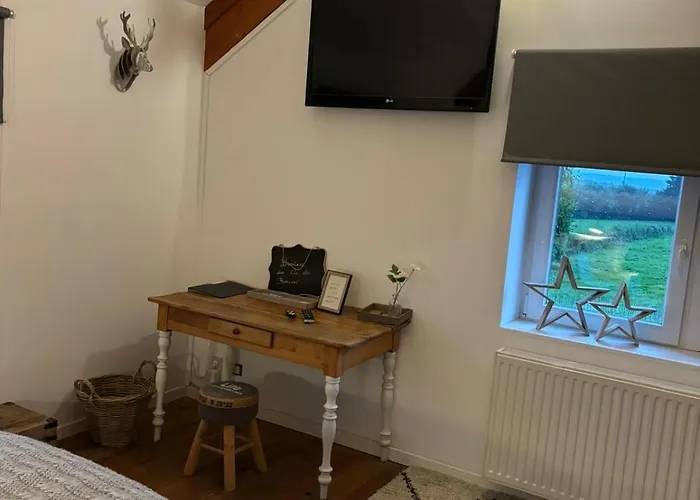 Le Clos Des Bansions Проживание в семье Жале