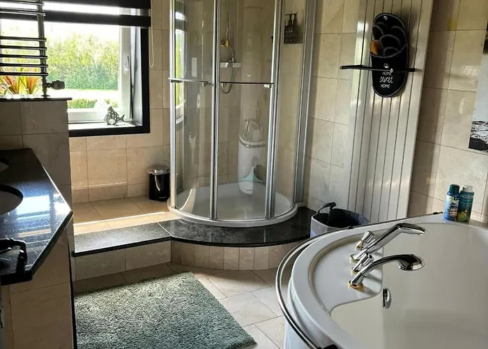 Le Clos Des Bansions Жале