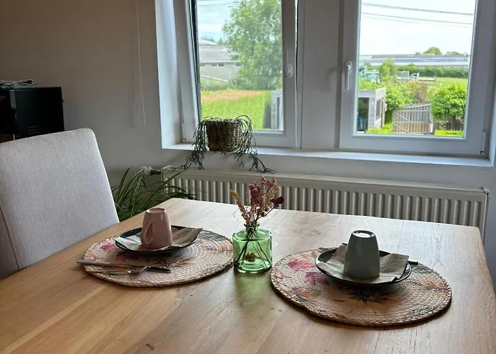 Проживание в семье Le Clos Des Bansions